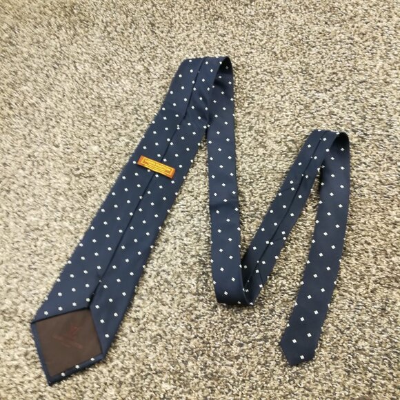 Louis Vuitton Neck Tie 100% Silk Navy Blue Geometric 57.5L 4W - Picture 3 of 5